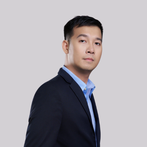 Mạch Khởi Tín