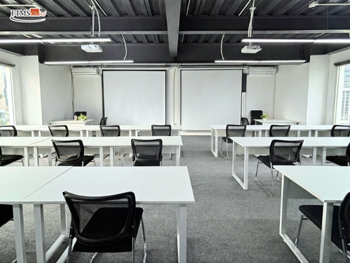 Phòng học lớn